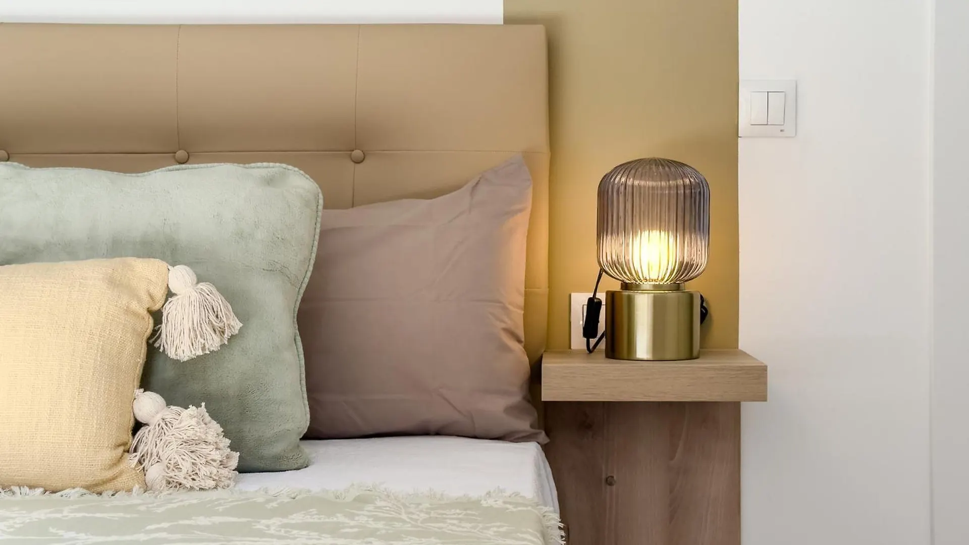 Precioso Apartamento En Ronda Sant Pau Barcelona Spanje