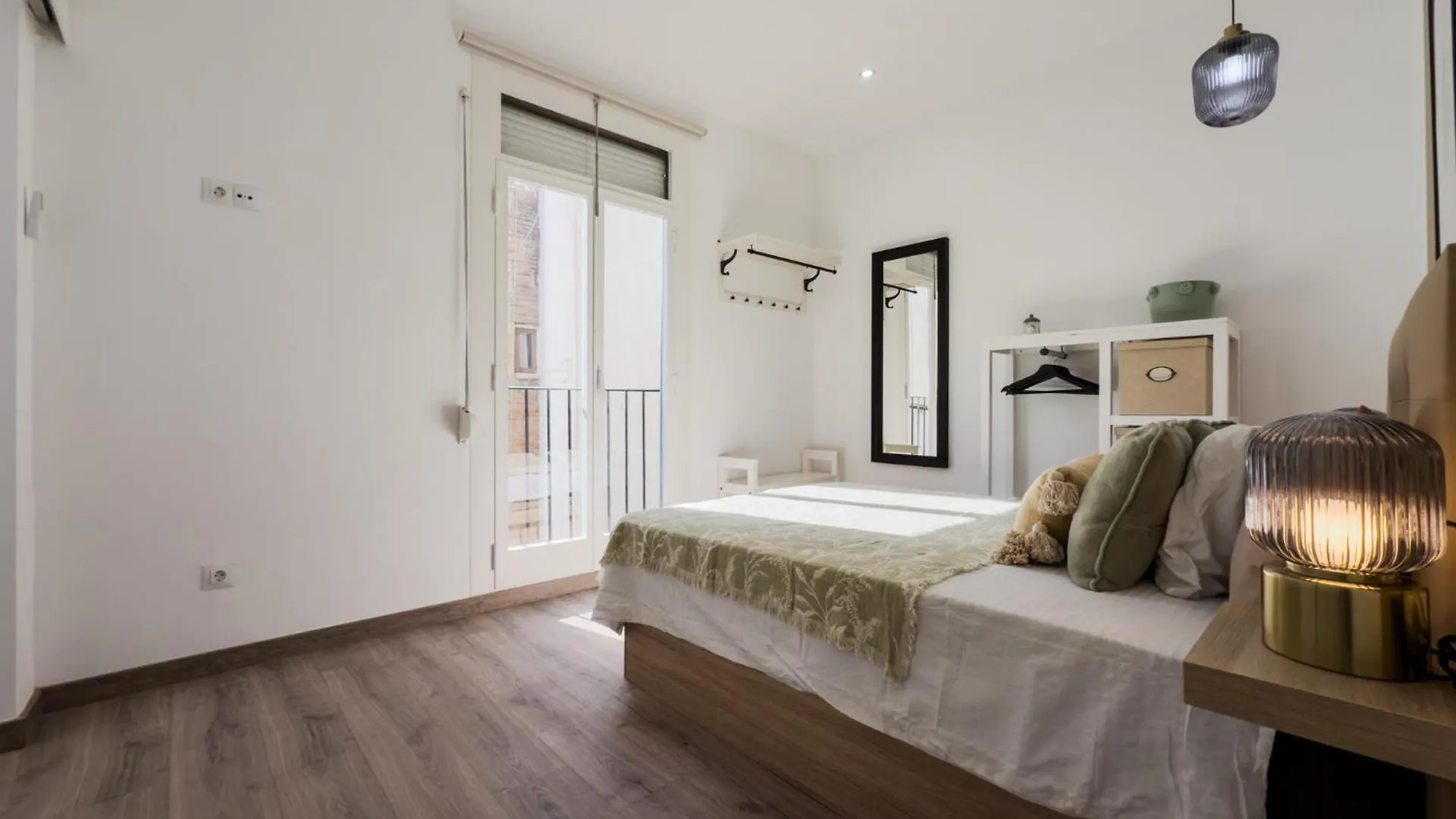 شقة Precioso Apartamento En Ronda Sant Pau برشلونة