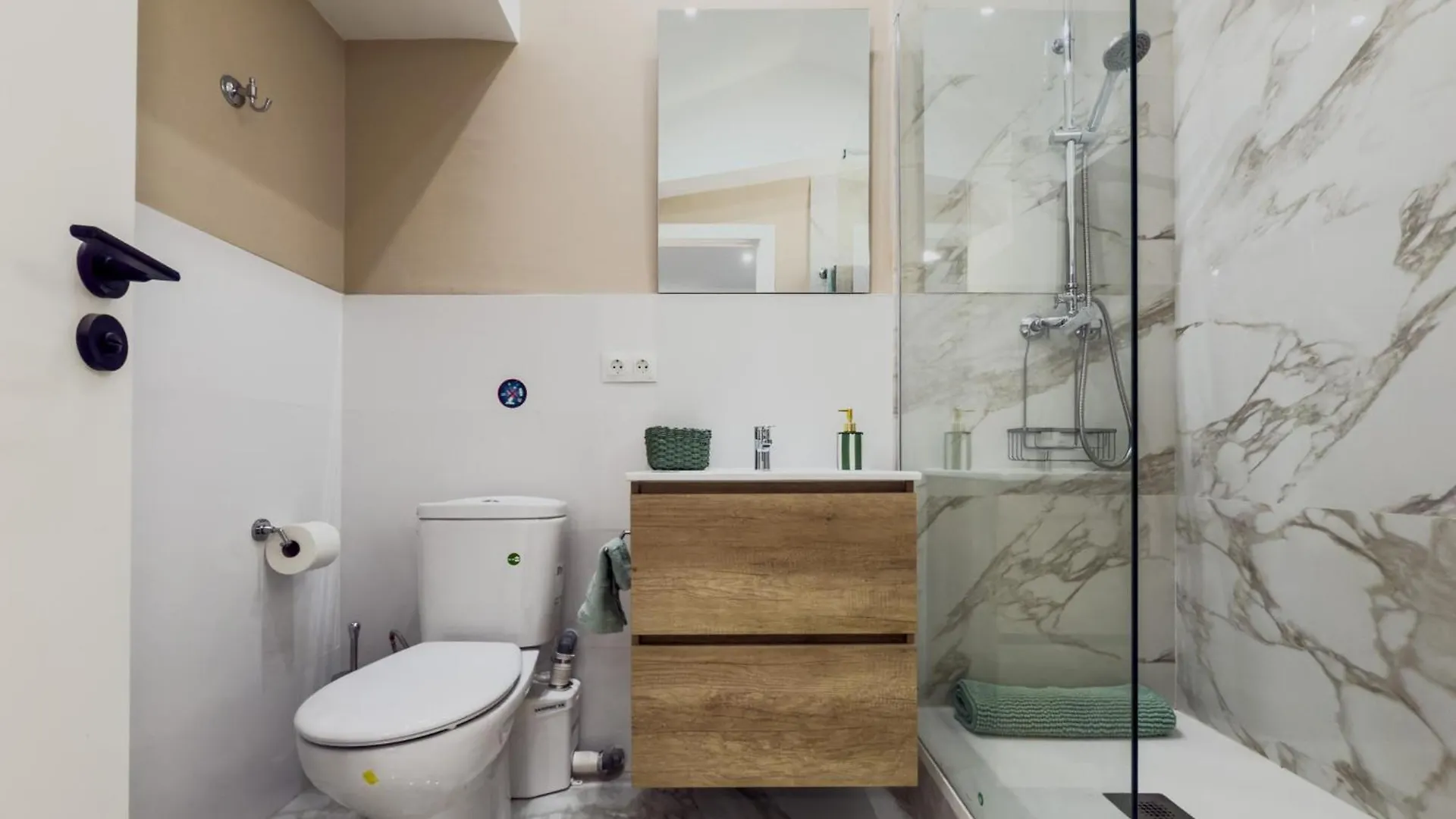Precioso Apartamento En Ronda Sant Pau برشلونة